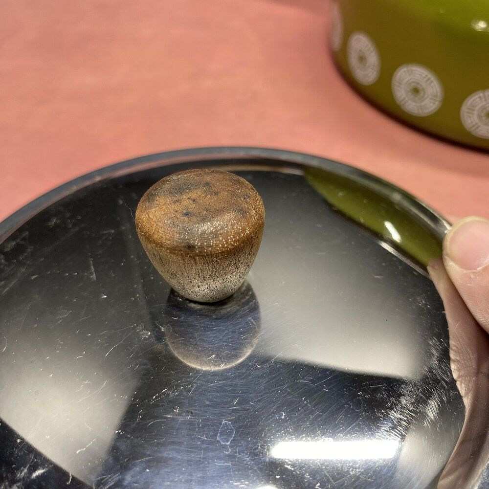 Vintage Mid Century Modern Enamel Saucepan Plate Fondue Pot Wood Handle Green - Picture 7 of 12